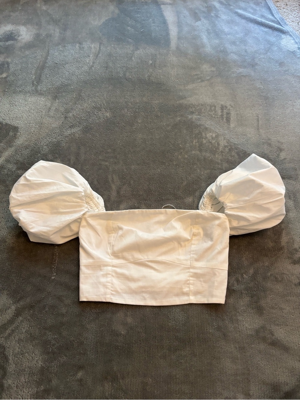 Abercrombie & Fitch White Puff Sleeve Crop Top